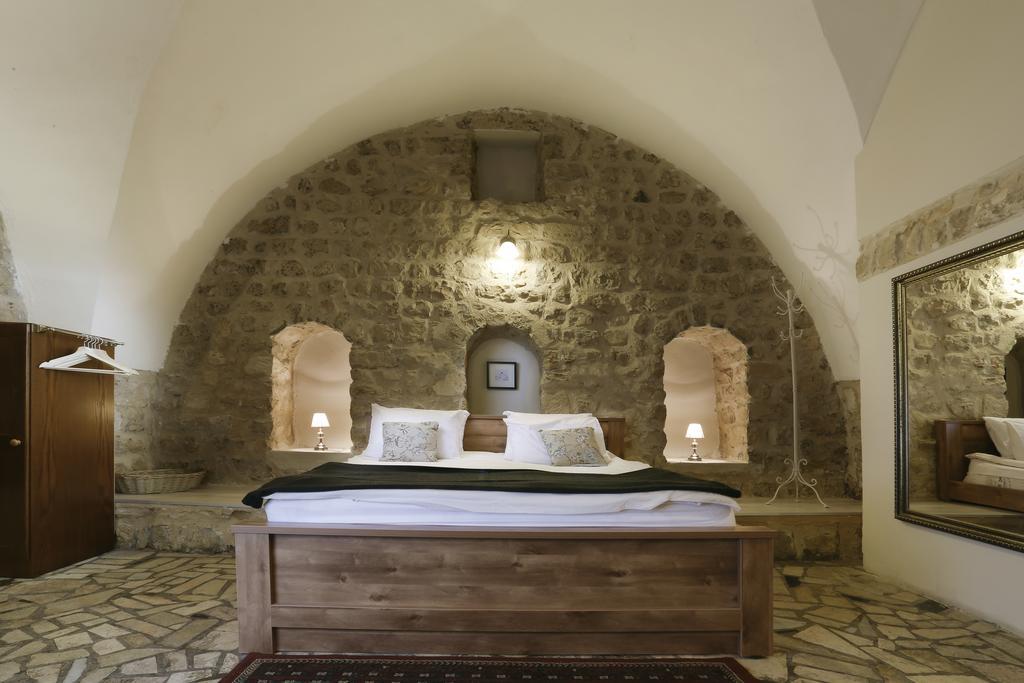 Avney Hahoshen Hotel Safed Exterior photo