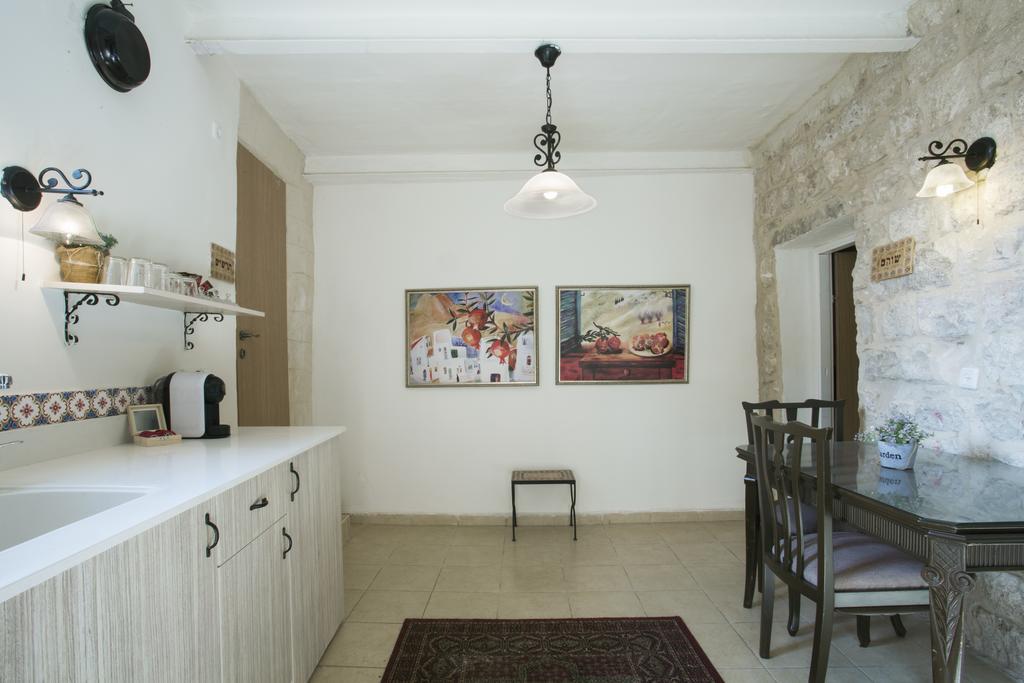 Avney Hahoshen Hotel Safed Exterior photo